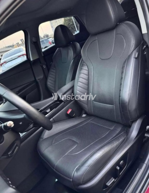 Hyundai Avante 2021 Dark Red Automatic Used for Sale in 6 October - 6