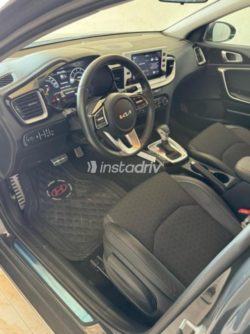 Kia Ceed 2022 Gray Automatic Used for Sale in Cairo - 3