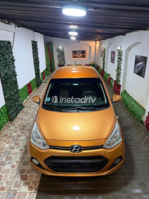هيونداي I10 2015 ذهبي أوتوماتيك مستعملة للبيع في القاهرة - 1