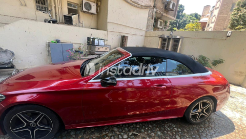 Mercedes C 180 2019 Red Automatic Used for Sale in Maadi - 10