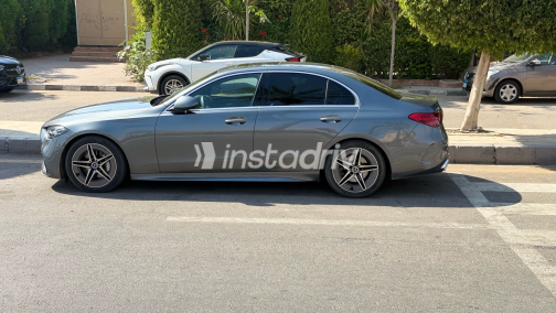 Mercedes C 200 2022 Gray Automatic Used for Sale in Cairo - 4