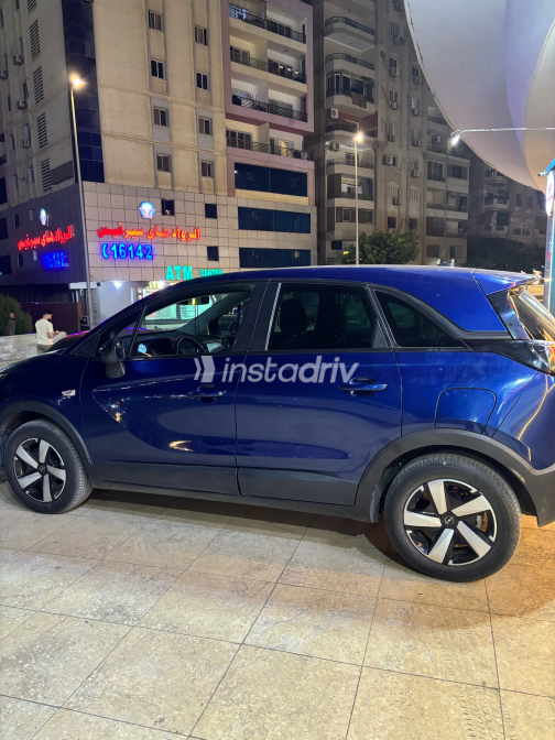 Opel Crossland 2023 Blue Automatic Used for Sale in Nasr city - 7