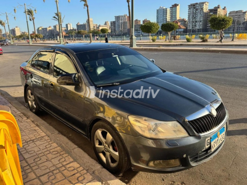 سكودا فانتازيا 2010 رمادي أوتوماتيك مستعملة للبيع في دمياط - 1