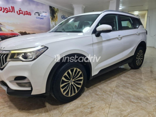 بريليانس V6 2019 أبيض أوتوماتيك مستعملة للبيع في 6 أكتوبر - 1