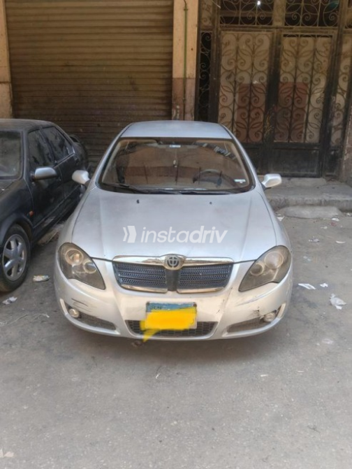 بريليانس FRV 2009 فضي يدوي مستعملة للبيع في القاهرة - 1