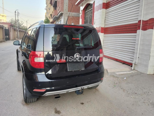 سكودا ياتى 2015 أسود أوتوماتيك مستعملة للبيع في منيا القمح - 2
