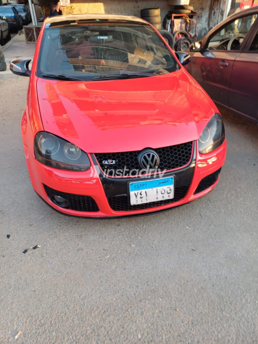 Volkswagen Golf 2006 Red Automatic Used for Sale in Giza - 5