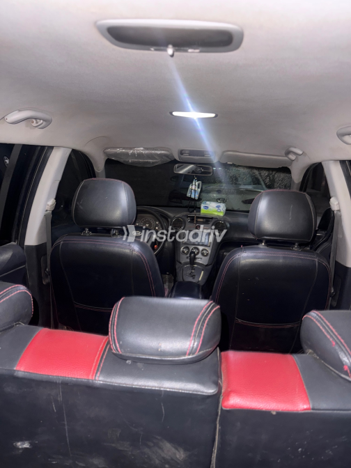 Kia Cadenza 2013 Black Automatic Used for Sale in Gharbia - 7