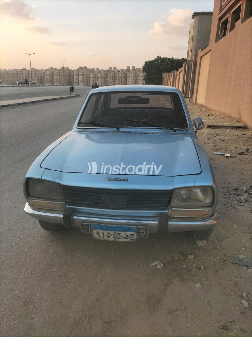 بيجو 504 1977 أبيض يدوي مستعملة للبيع في المعادى - 3