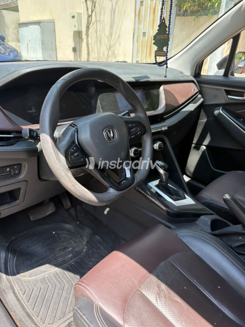 شانجان CS 15 2021 أسود أوتوماتيك مستعملة للبيع في الجيزة - 9