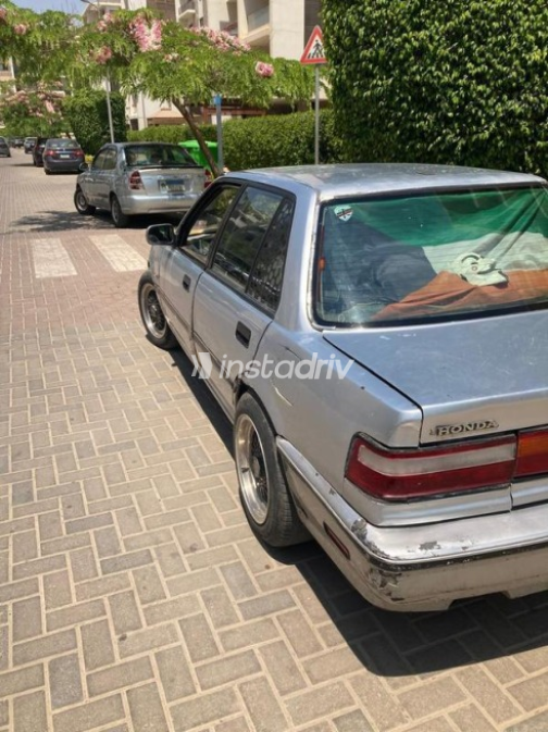 هوندا سيفك 1990 فضي يدوي مستعملة للبيع في القاهرة - 1