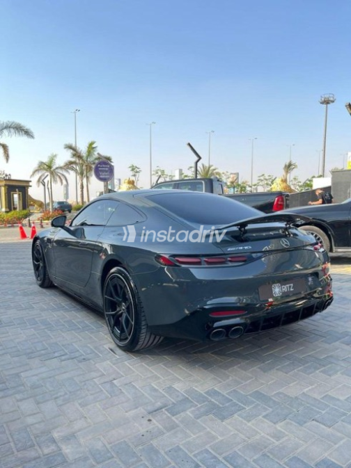 مرسيدس AMG GT 2025 رمادي أوتوماتيك مستعملة للبيع في القاهرة - 2