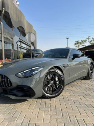 مرسيدس AMG GT 2025 رمادي أوتوماتيك مستعملة للبيع في القاهرة