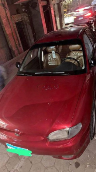 هيونداي اكسنت RB 2000 أحمر يدوي مستعملة للبيع في بلبيس
