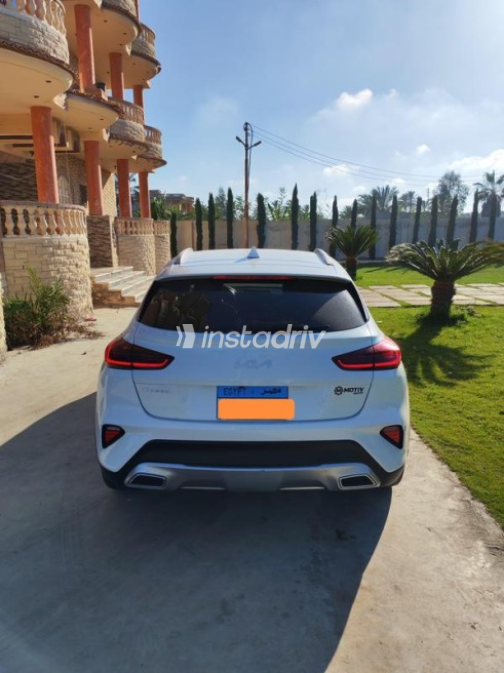 كيا سيد 2022 أبيض أوتوماتيك مستعملة للبيع في الإسكندرية - 4