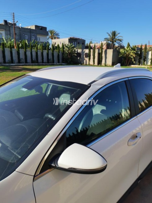 كيا سيد 2022 أبيض أوتوماتيك مستعملة للبيع في الإسكندرية - 7