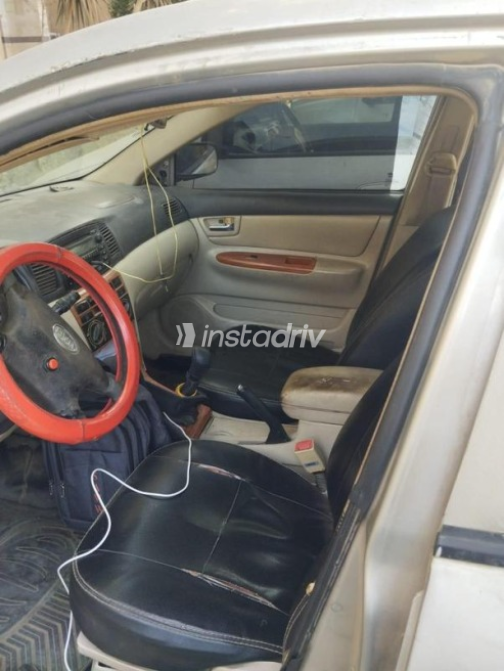 بى واى دى‬ F3 2014 فضي يدوي مستعملة للبيع في مدينة الشيخ زايد - 4
