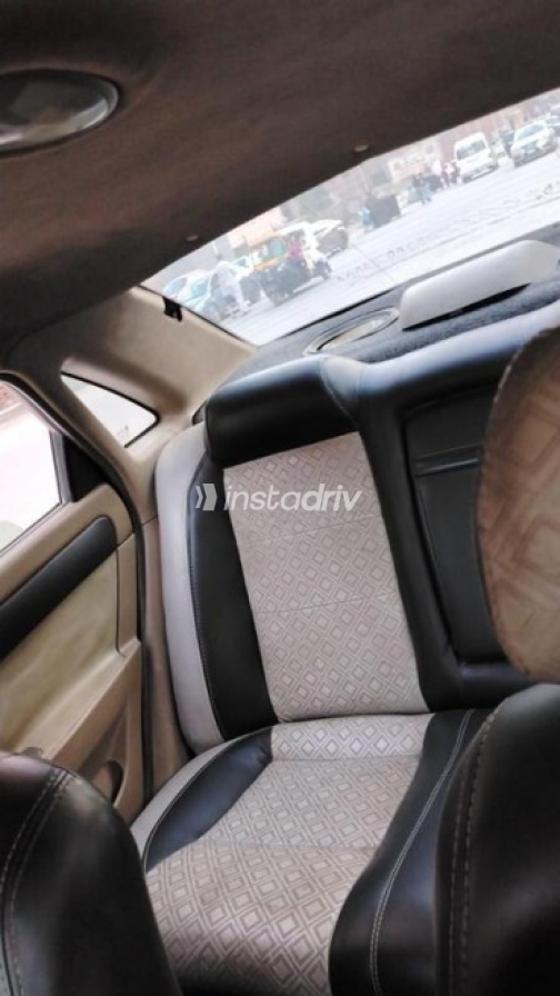 Chevrolet Optra 2010 Dark Gray Automatic Used for Sale in Cairo - 4