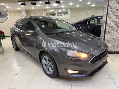 Ford Focus 2018 Gray Automatic Used for Sale in Cairo - 7