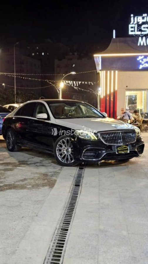 مرسيدس S 400 2015 أسود أوتوماتيك مستعملة للبيع في مدينة نصر - 2
