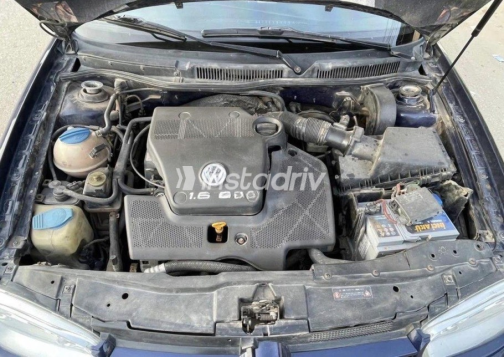 Volkswagen Golf 4 2001 Dark Blue Automatic Used for Sale in Minya Al Qamh - 5