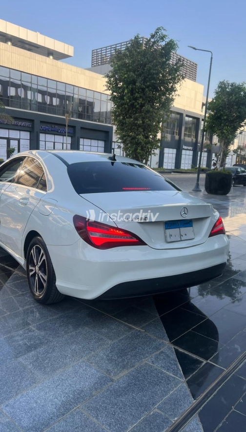 مرسيدس CLA 180 2017 أبيض أوتوماتيك مستعملة للبيع في مدينتى - 7