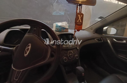 شيرى اريزو 5 2022 فضي أوتوماتيك مستعملة للبيع في المنيا‎ - 1