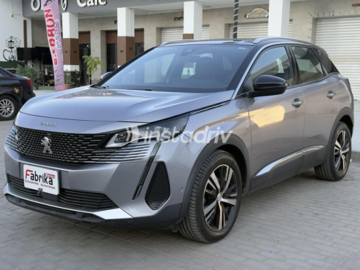 Peugeot 3008 2023 Gray Automatic Used for Sale in Nasr city - 3