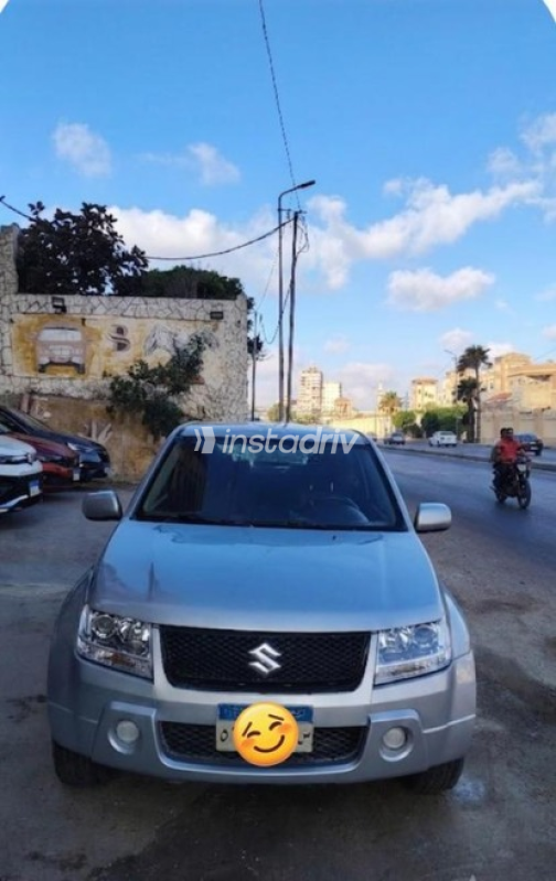 Suzuki Grand vitara 2008 Gray Manual Used for Sale in Alexandria - 1