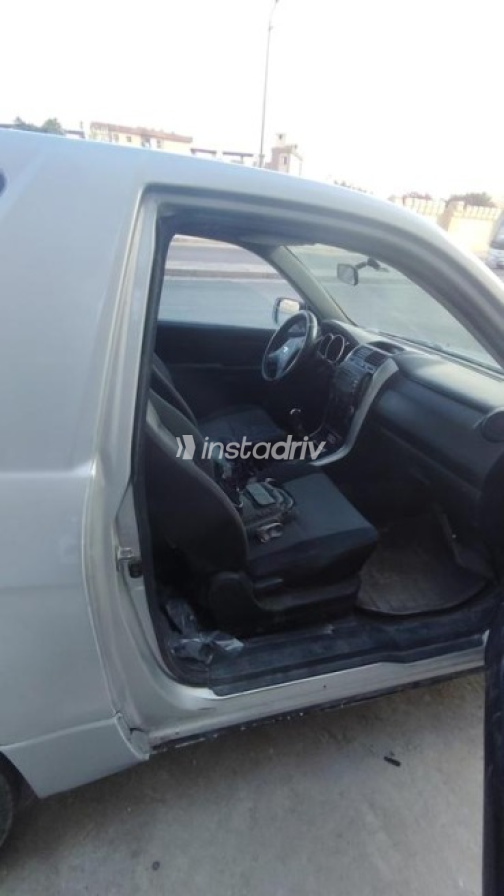 Suzuki Grand vitara 2008 Gray Manual Used for Sale in Alexandria - 4