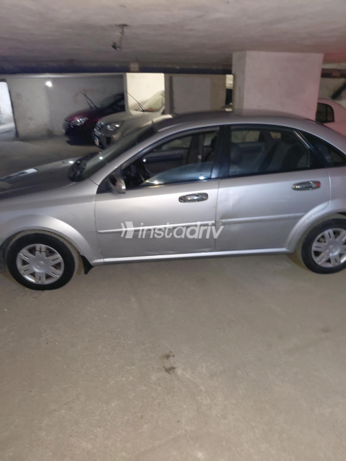 Chevrolet Optra 2014 Silver Automatic Used for Sale in Alexandria - 2