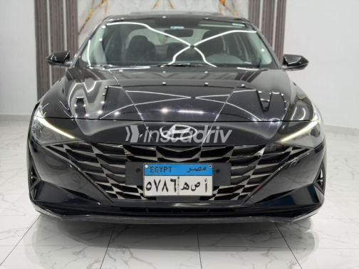 Hyundai Elantra 2022 Black Automatic Used for Sale in Cairo - 1