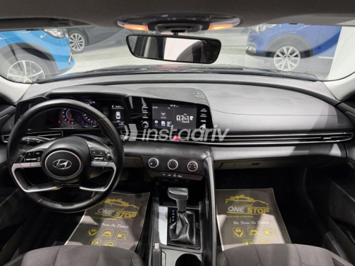 Hyundai Elantra 2022 Black Automatic Used for Sale in Cairo - 7