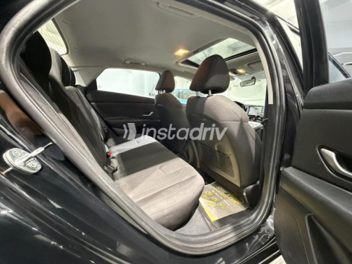 Hyundai Elantra 2022 Black Automatic Used for Sale in Cairo - 9