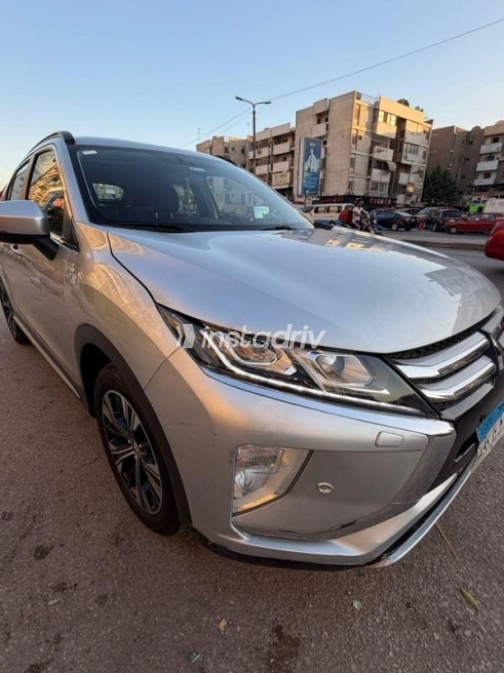 Mitsubishi Eclipse Cross 2021 Gray Automatic Used for Sale in Heliopolis - 2