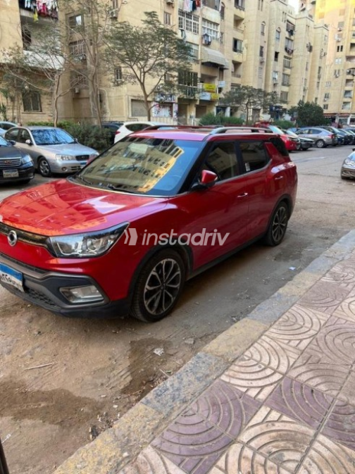 سانج يونج تيفولى XLV 2019 أبيض أوتوماتيك مستعملة للبيع في القاهرة الكبرى ( القاهرة - الجيزة) - 1