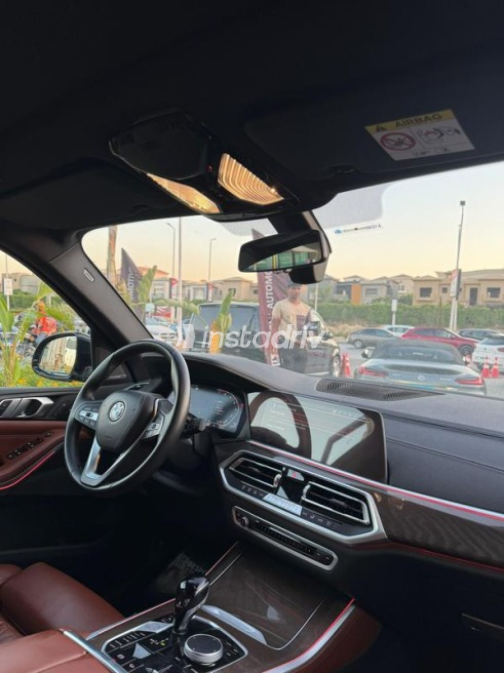 بي ام دبليو X5 2023 أسود أوتوماتيك مستعملة للبيع في القاهرة - 9