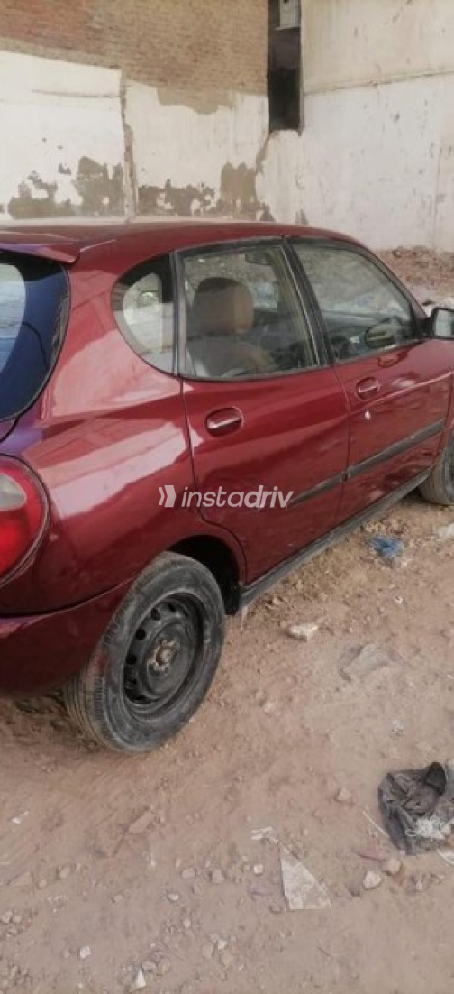 Daihatsu SIRION 2000 Red Manual Used for Sale in Alexandria - 6