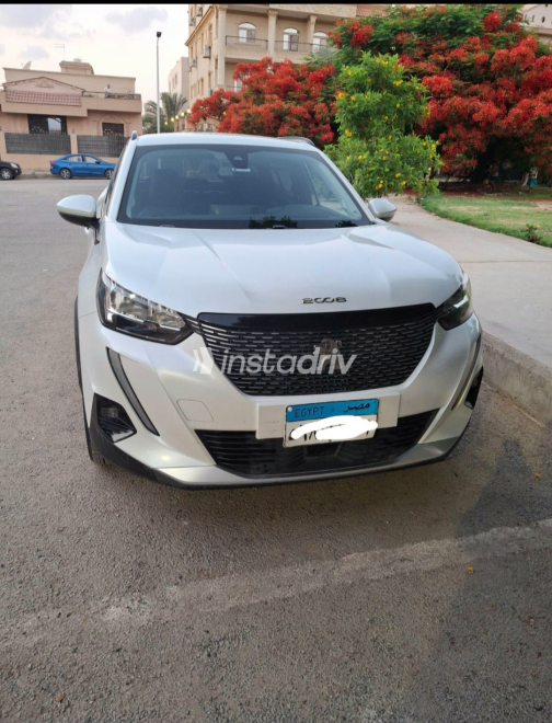 Peugeot 2008 2021 White Automatic Used for Sale in Cairo - 2
