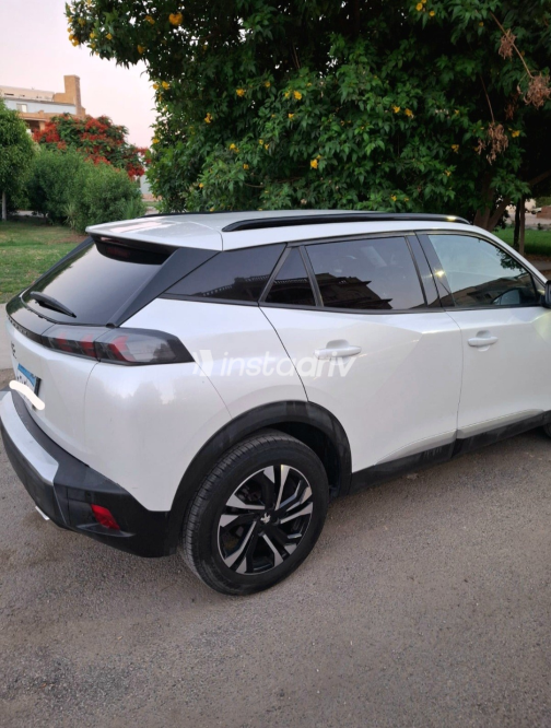 Peugeot 2008 2021 White Automatic Used for Sale in Cairo - 5