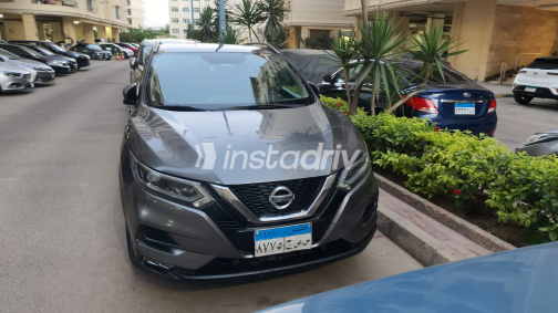 نيسان قشقاي 2020 رمادي CVT مستعملة للبيع في الإسكندرية - 1