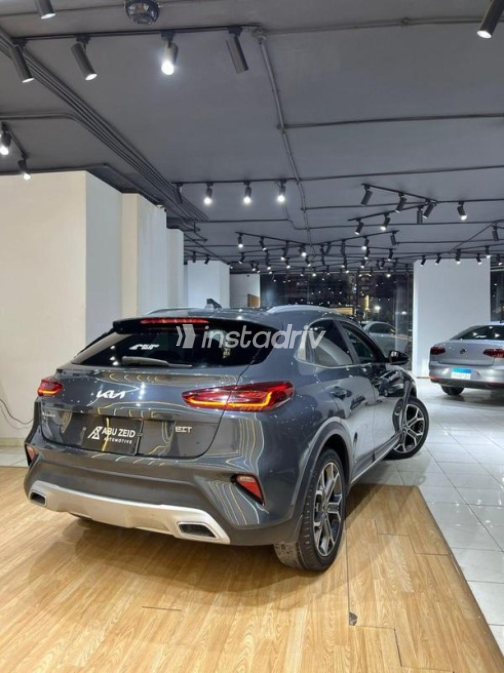 Kia Xceed 2022 Gray Automatic Used for Sale in Nasr city - 6