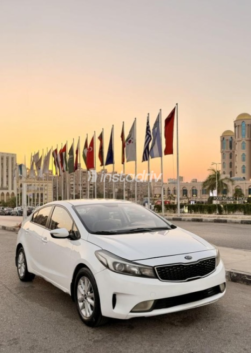 Kia Cerato 2017 White Automatic Used for Sale in Nasr city - 1