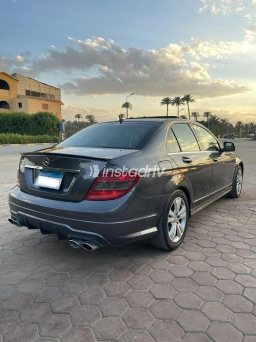 مرسيدس C 280 2008 رمادي أوتوماتيك مستعملة للبيع في الجيزة - 2