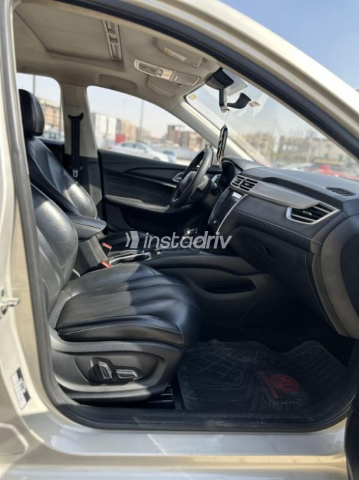 MG 5 2021 Gold Automatic Used for Sale in Nasr city - 3