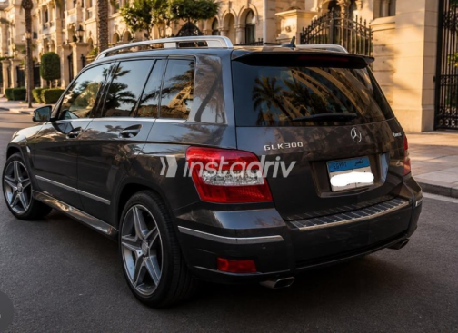 مرسيدس GLK 300 2010 أزرق أوتوماتيك مستعملة للبيع في المنصورة - 2