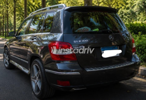 مرسيدس GLK 300 2010 أزرق أوتوماتيك مستعملة للبيع في المنصورة - 6
