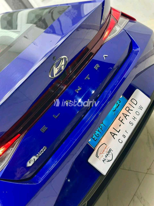 هيونداي إلنترا سى ان 7 2021 أزرق أوتوماتيك مستعملة للبيع في البحيرة - 10