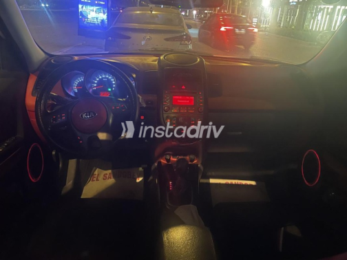 Kia Soul 2013 Silver Automatic Used for Sale in Mansoura - 9