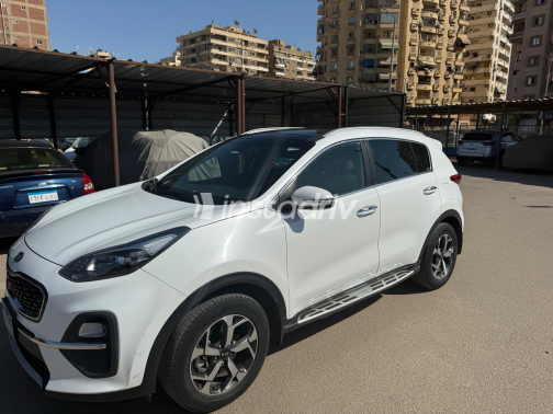 Kia Sportage 2021 White Automatic Used for Sale in Greater Cairo ( Cairo + Giza) - 6